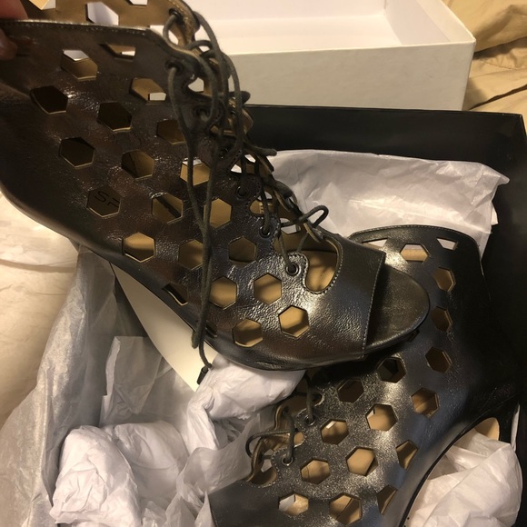 Via Spiga heels - Picture 2 of 4